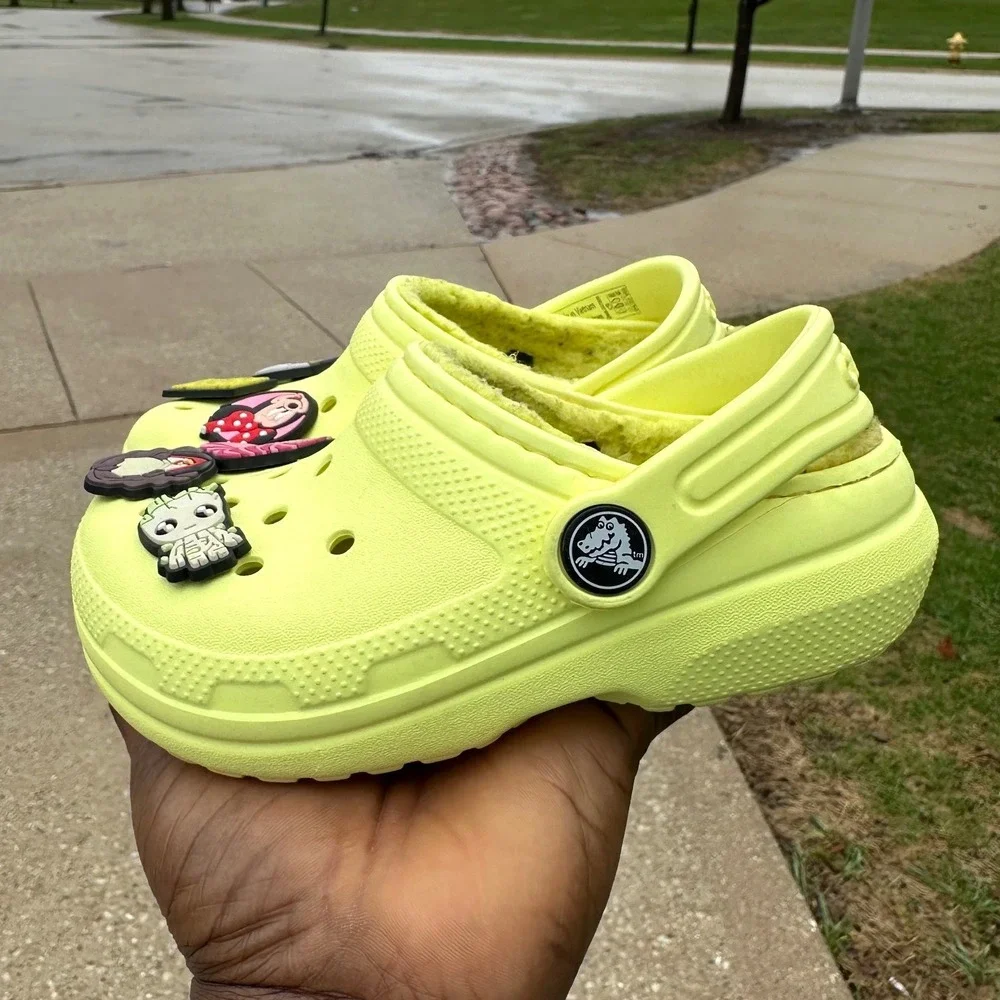 Crocs Kids Classic Lined Crocs With Charms Toddler Size 9 Yellow‎ Shoes